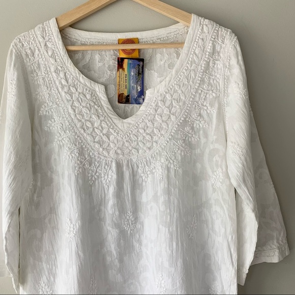 Anukshah Tunic - Picture 2 of 5